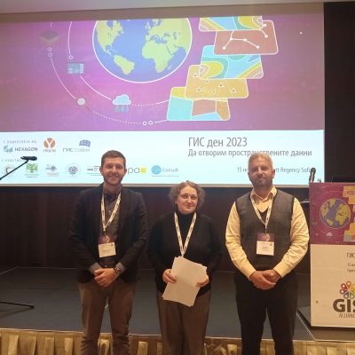 Екип на МГУ на организираната от ГИС Алианс конференция(1) Екип на МГУ на организираната от ГИС Алианс конференция(1)