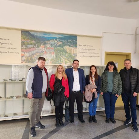 IMG-828abe9cfc0fb9e28437670c26583679-V IMG-828abe9cfc0fb9e28437670c26583679-V