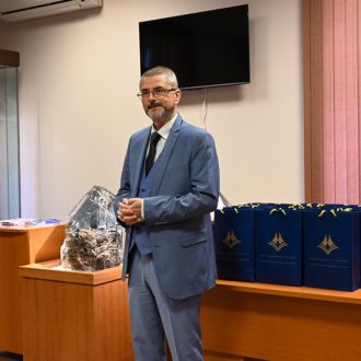 Богатствата на земята Награждаване - 11