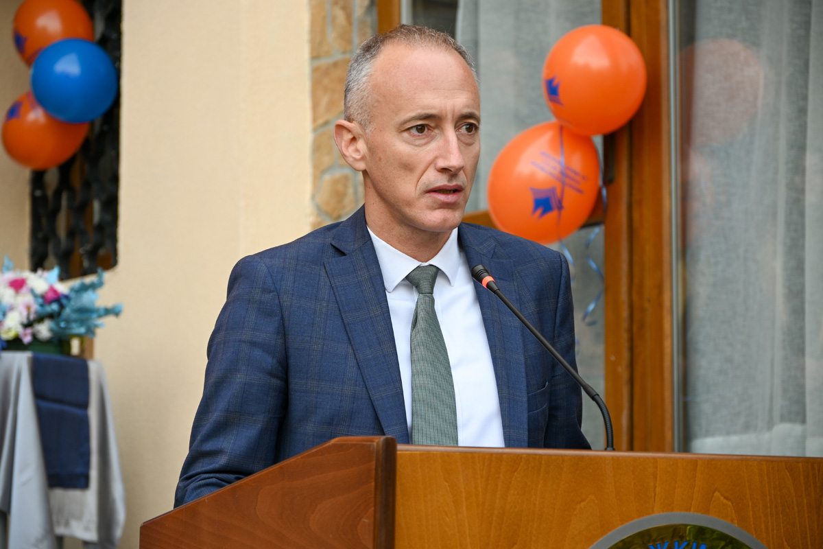 Откриване_Блок60-44